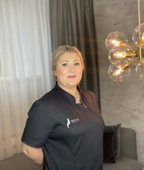 Denita Sehic - Hudterapeut på MyBeauty Clinic i Göteborg på Engelbrektsgatan